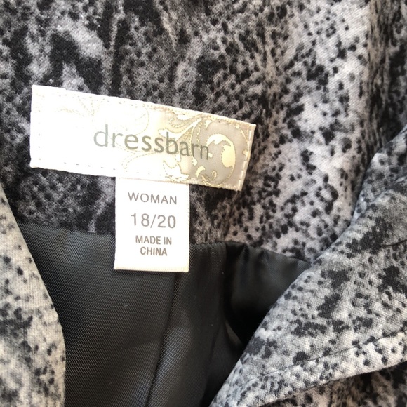 Dressbarn Python Print Zip Jacket - Picture 2 of 6